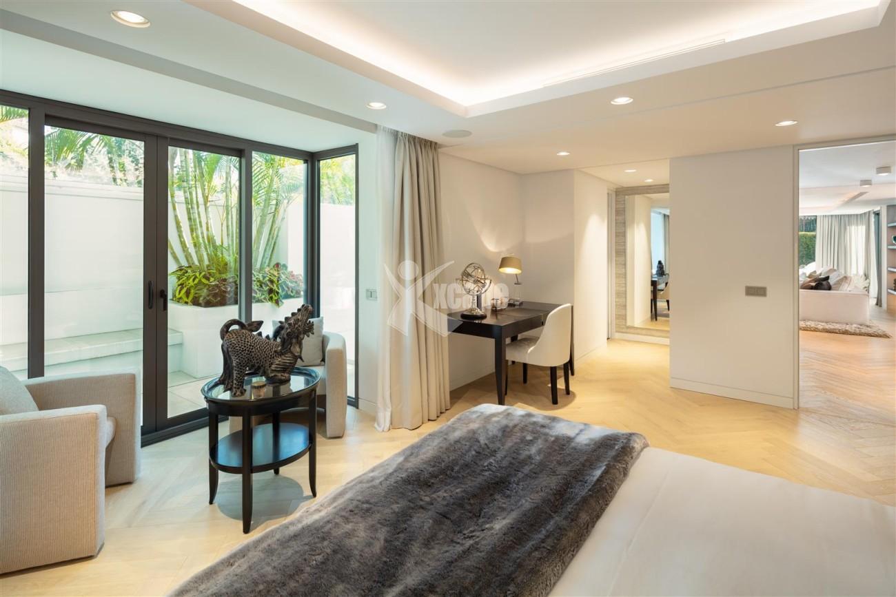 Luxury Marbella Golden Mile Villa for sale (14) (Large)