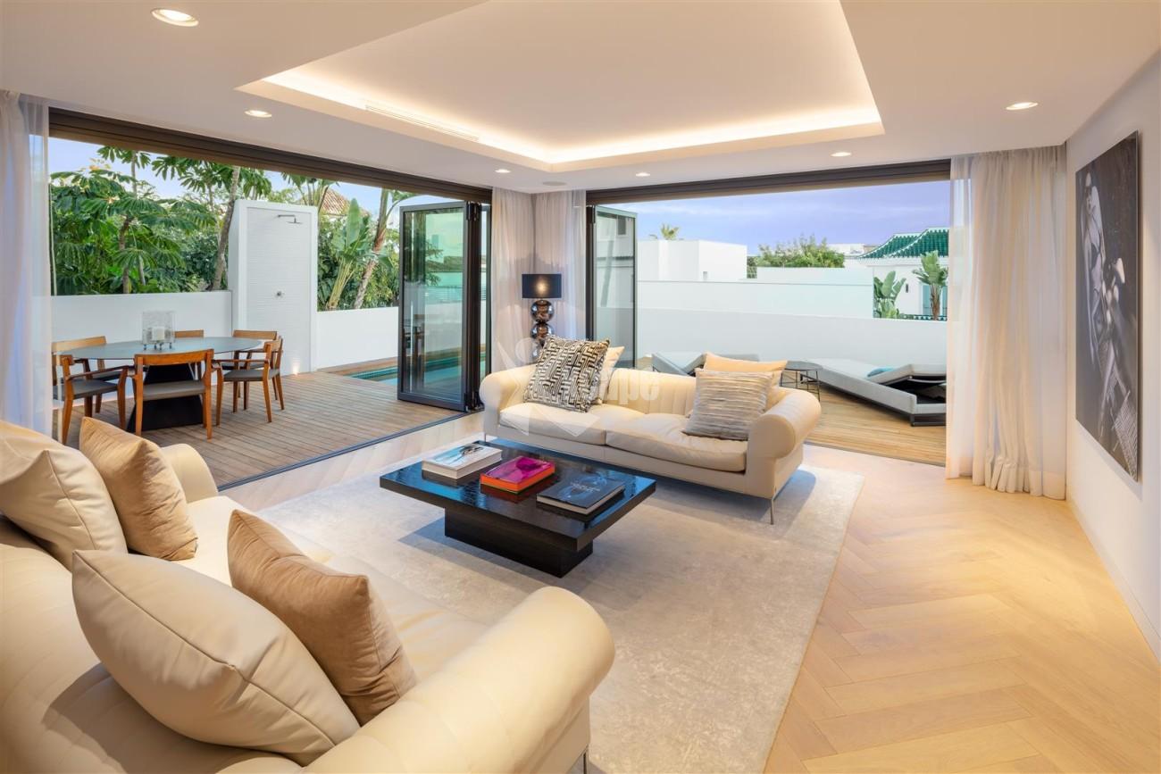 Luxury Marbella Golden Mile Villa for sale (40) (Large)