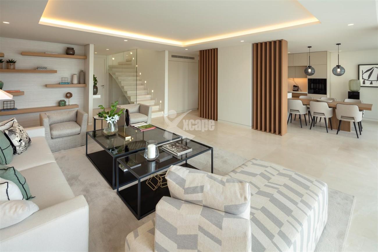 Exclusive Beachside Marbella Golden Mile Apartment (21) (Large)