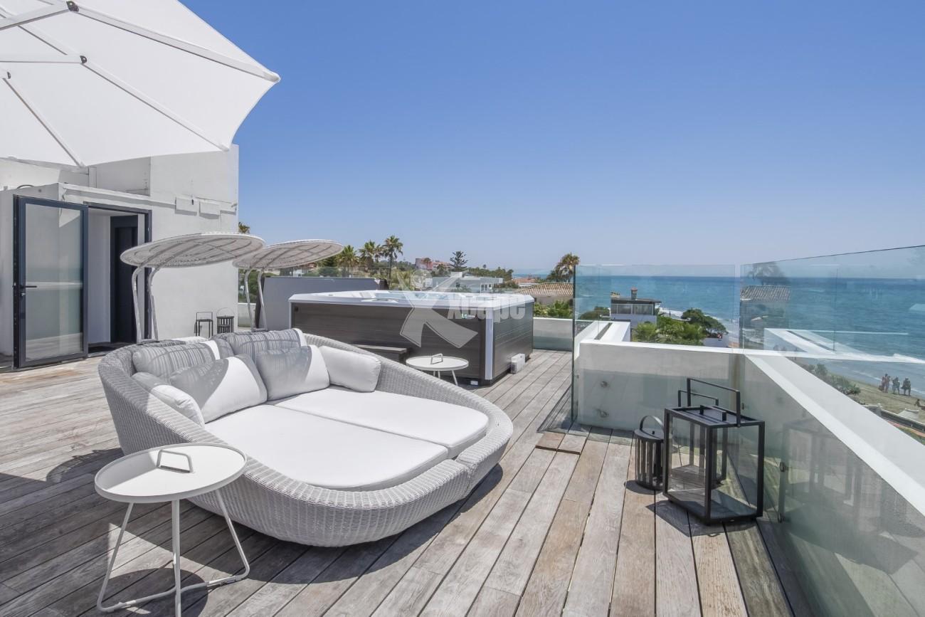 Beachfront Villa for sale Marbella (51)