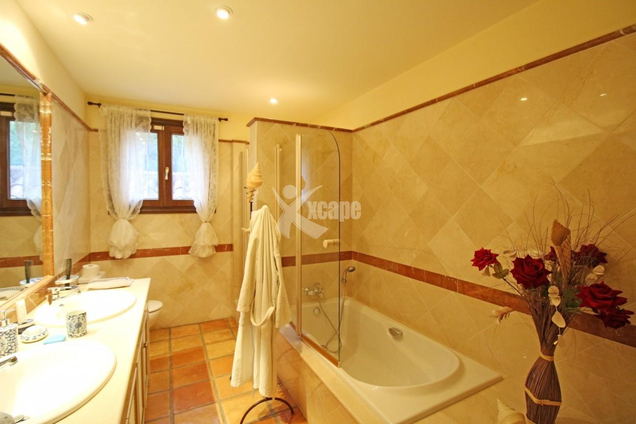 Luxury Villa for sale Marbella Golden Mile (29) (Grande)