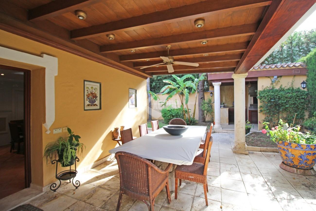 Beachfront Villa for sale Puerto Banus (41) (Grande)
