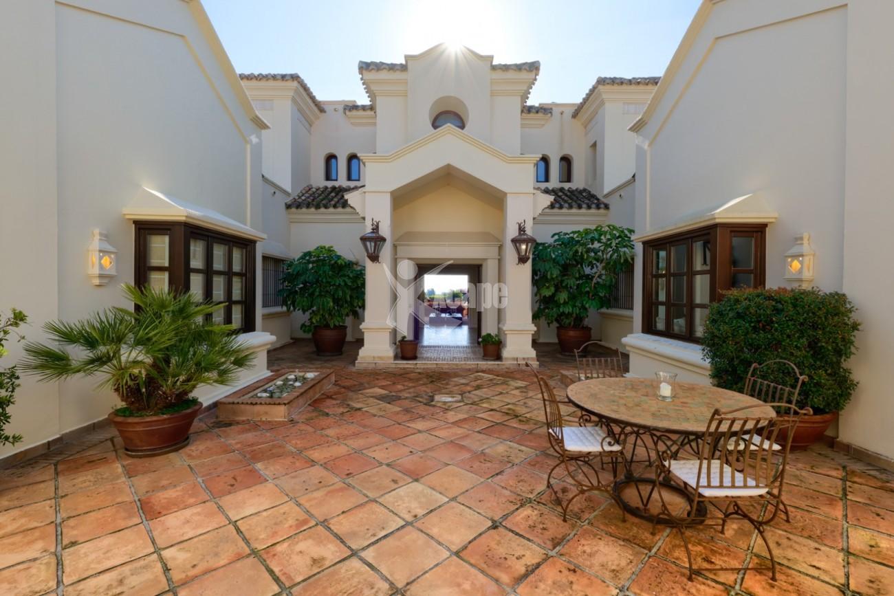 Luxury Villa for sale Marbella Golden Mile (21) (Grande)
