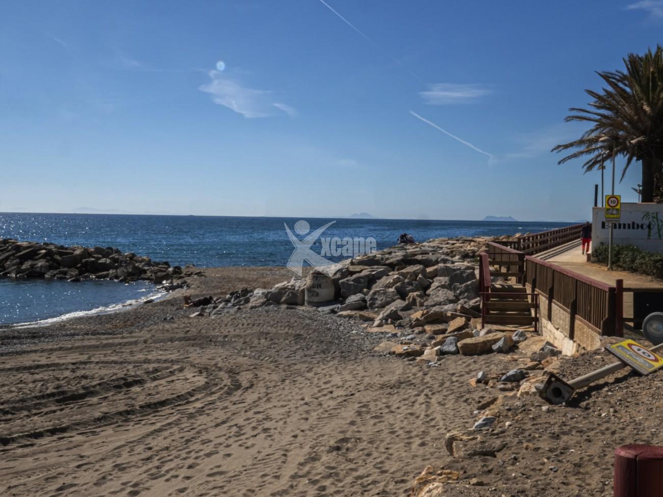 Beachfront Apartment for sale Puerto Banus (32)
