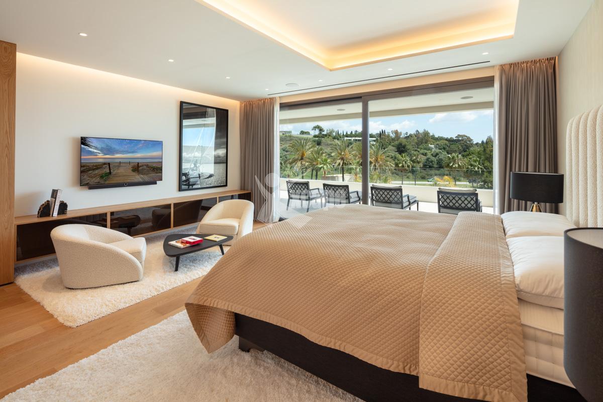 Exclusive Fendi Penthouse Duplex Marbella Golden Mile (18)