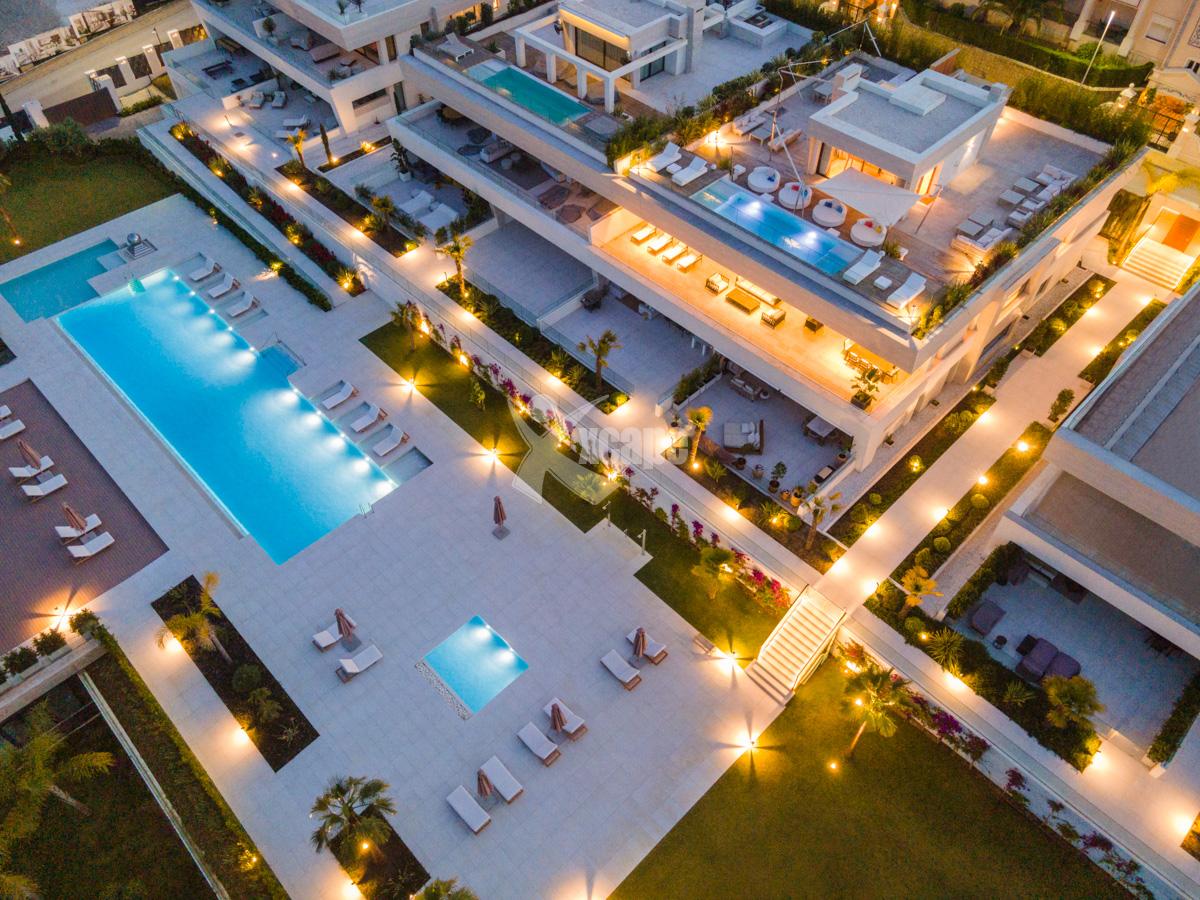Exclusive Fendi Penthouse Duplex Marbella Golden Mile (29)