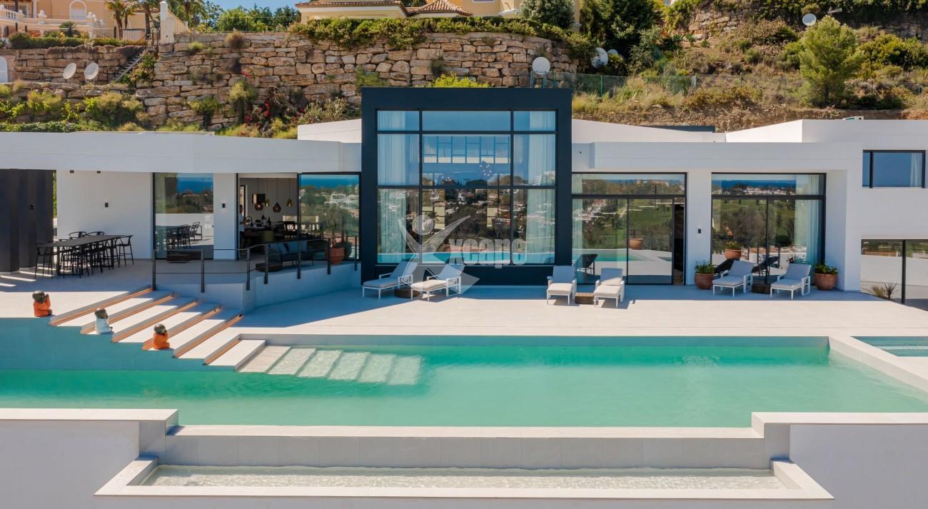 Luxury Holiday Retreat in Marbella Spain (4)