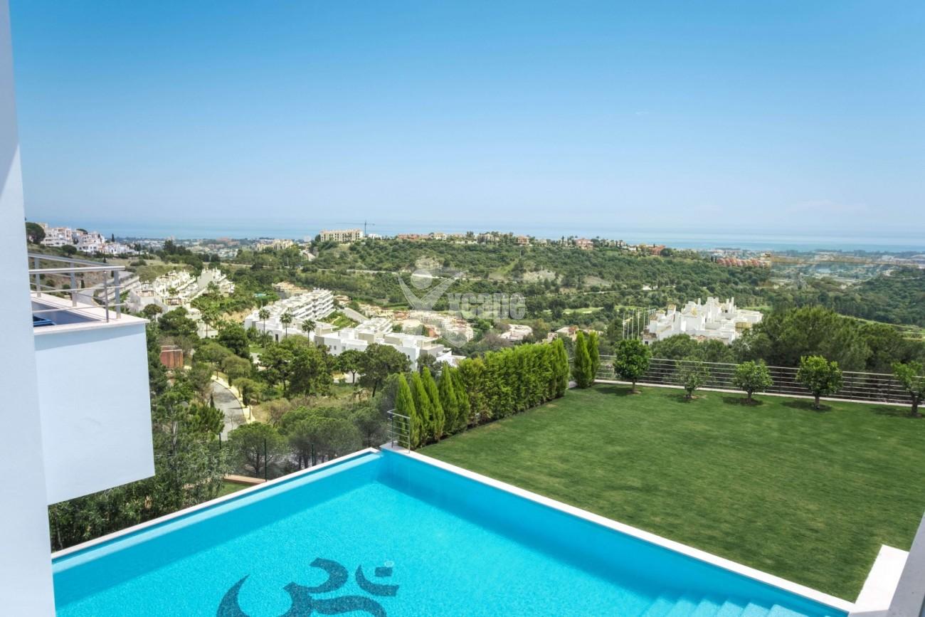 Mansion with Discoteque for sale Benahavis (12)