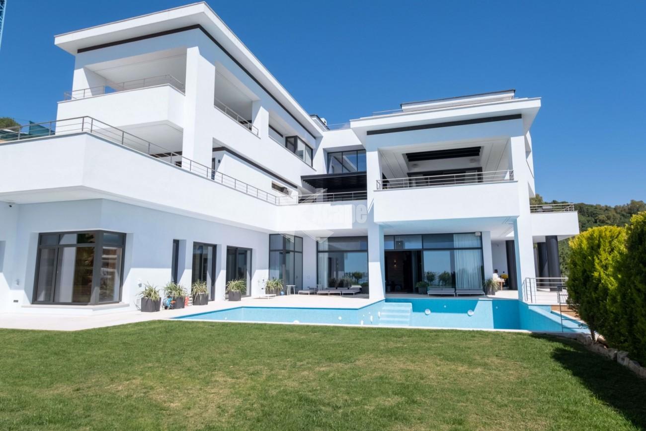 Mansion with Discoteque for sale Benahavis (29)