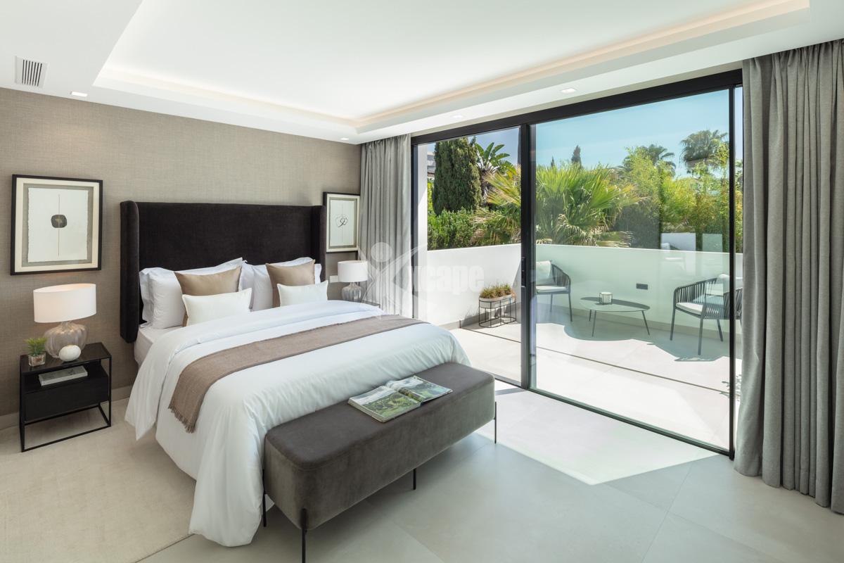 Modern Villa for sale Marbella Golden Mile (14)