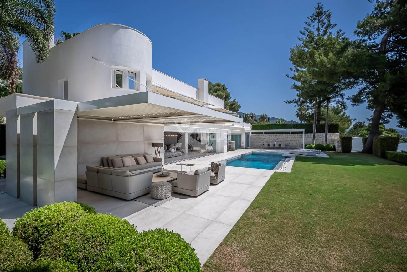 Contemporary villa Marbella Golden Mile (13)