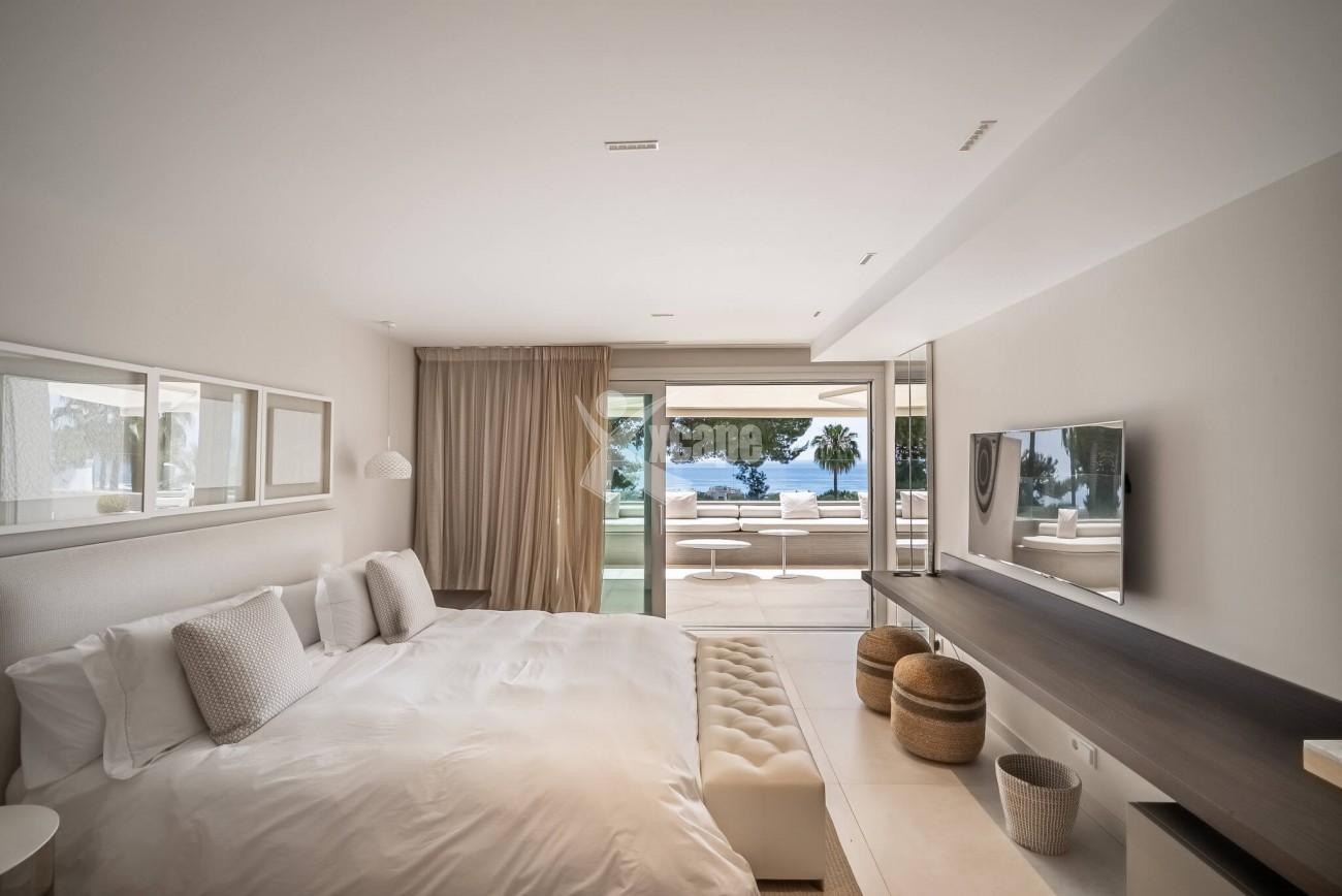 Contemporary villa Marbella Golden Mile (17)