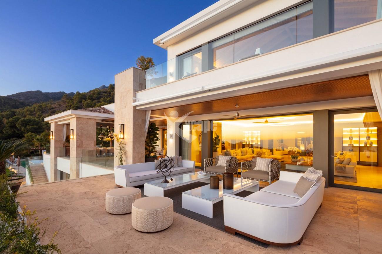 Luxury Mansion for sale Marbella Golden Mile (50)