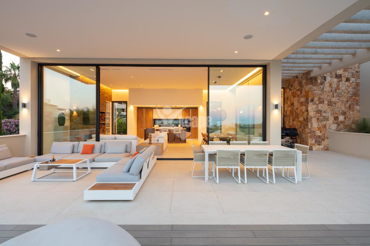 Luxury Modern Villa for sale Nueva Andalucia (21)