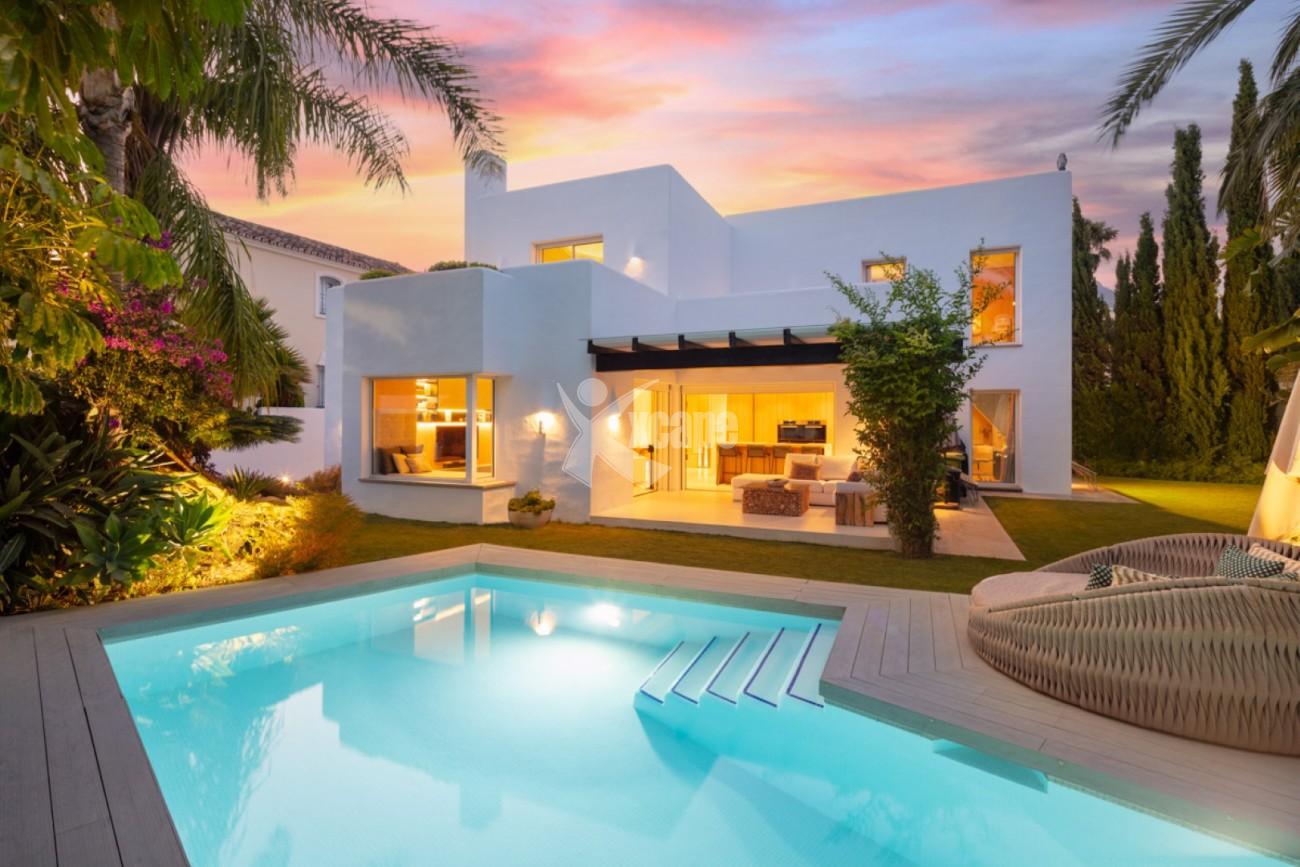 Modern Villa for sale Nueva Andalucia (18)