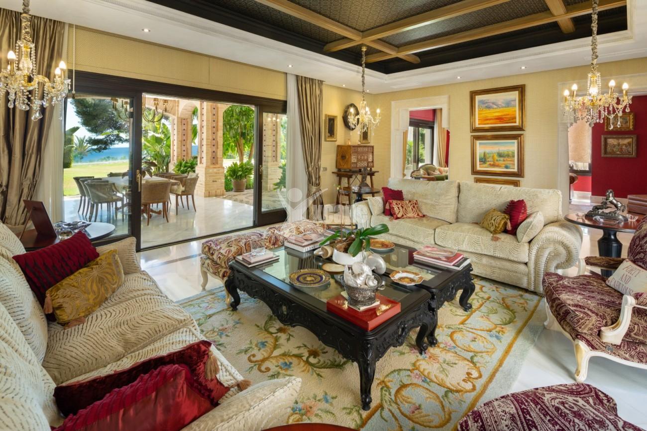 Luxury Mansion for sale Marbella Golden Mile (40)