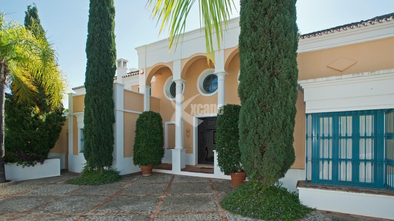Majestic Villa for sale in Benahavis (61)
