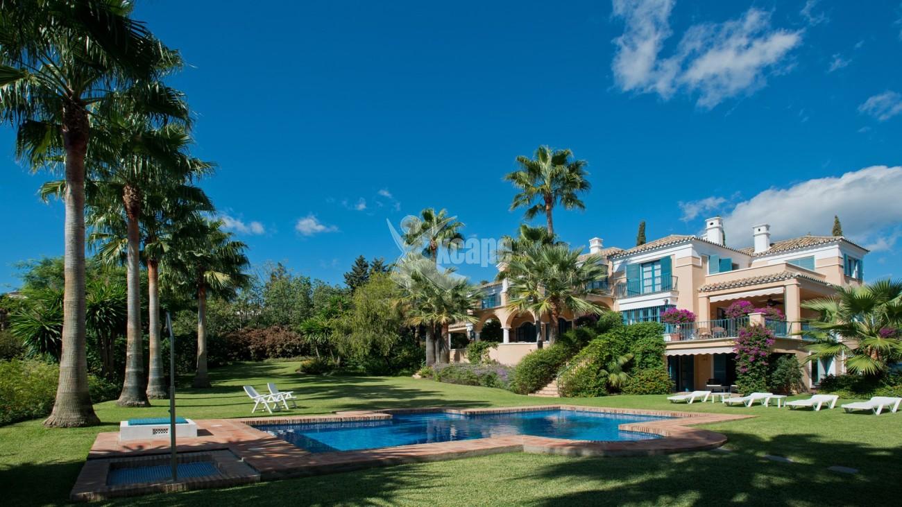 Majestic Villa for sale in Benahavis (71)