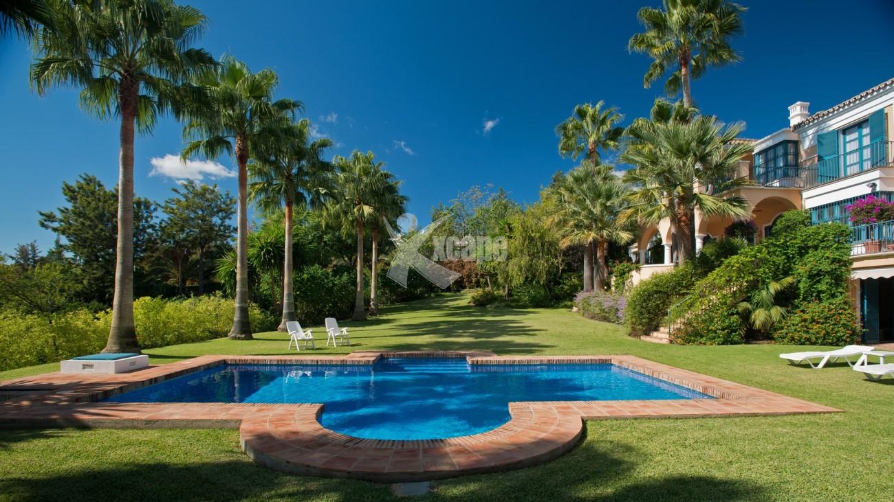 Majestic Villa for sale in Benahavis (72)
