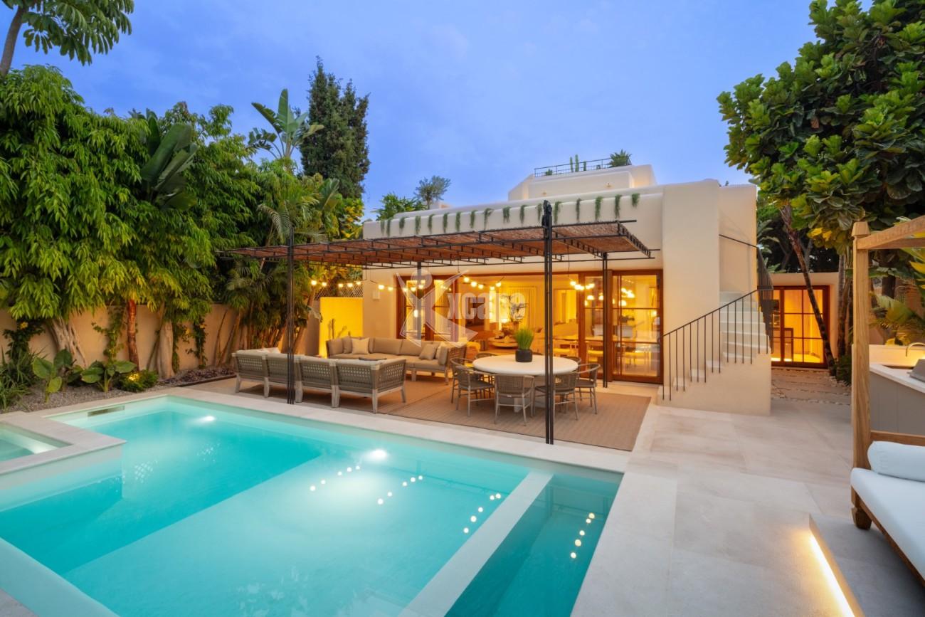 Beachside Villa for sale Marbella Golden Mile (34)