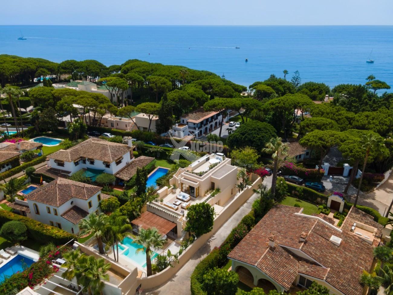 Beachside Villa for sale Marbella Golden Mile (39)