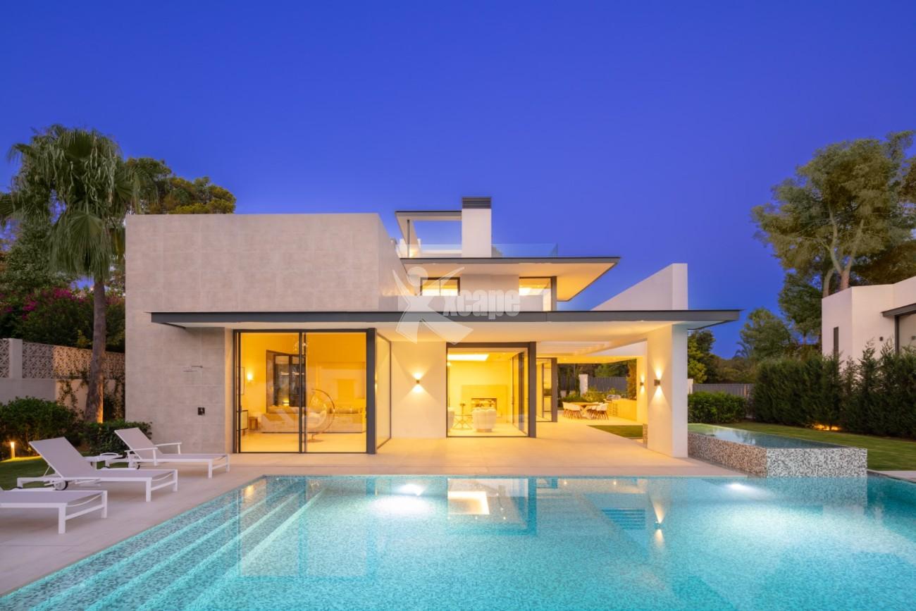 Luxury Contemporary Villa Marbella Golden Mile (2)