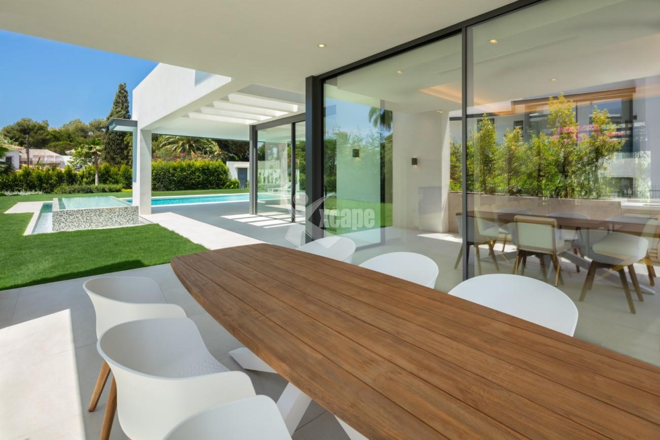 Luxury Contemporary Villa Marbella Golden Mile (26)