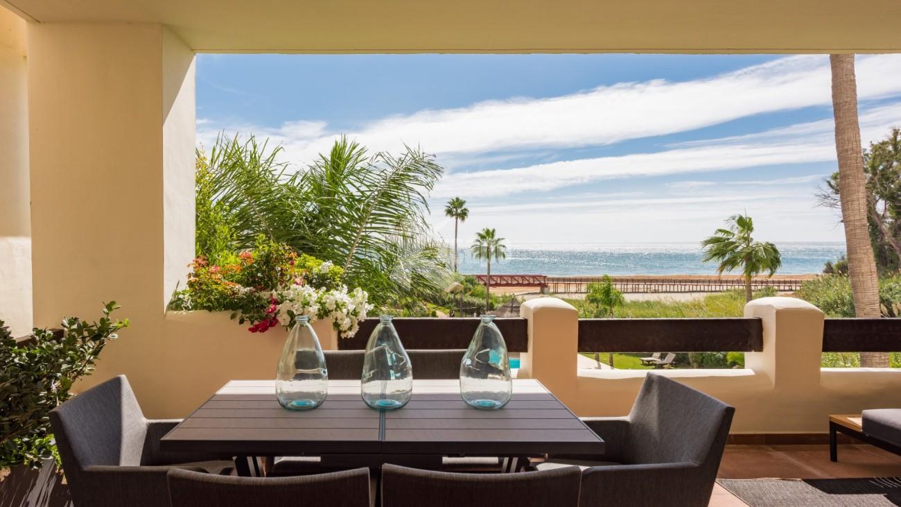 Beachfront Luxury Apartment Estepona (39)