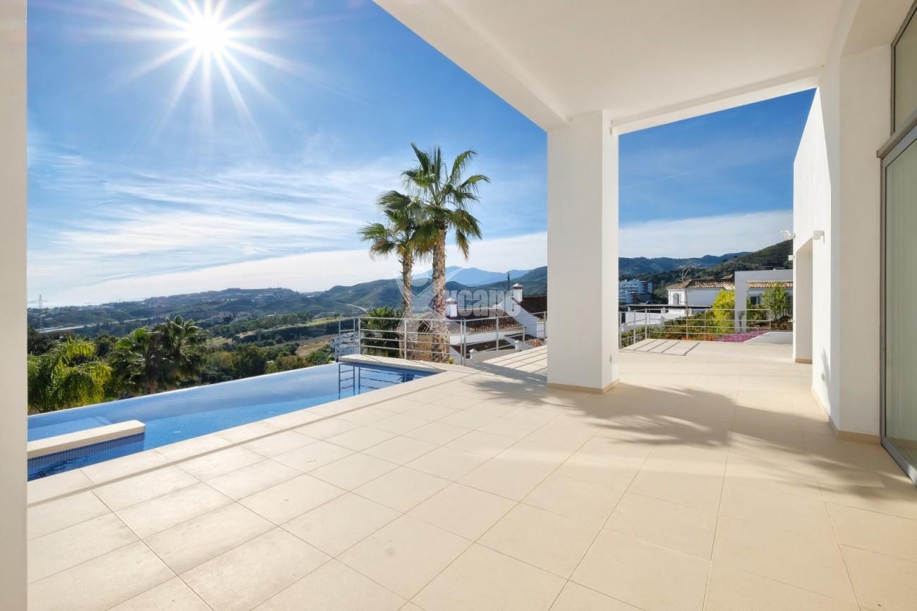 Modern Villa Sea Views Benahavis (40)