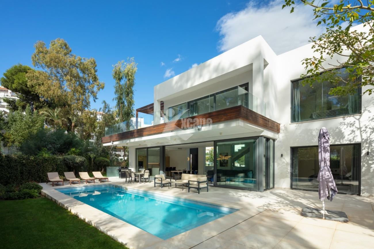Modern Villa Ready in Estepona (18)