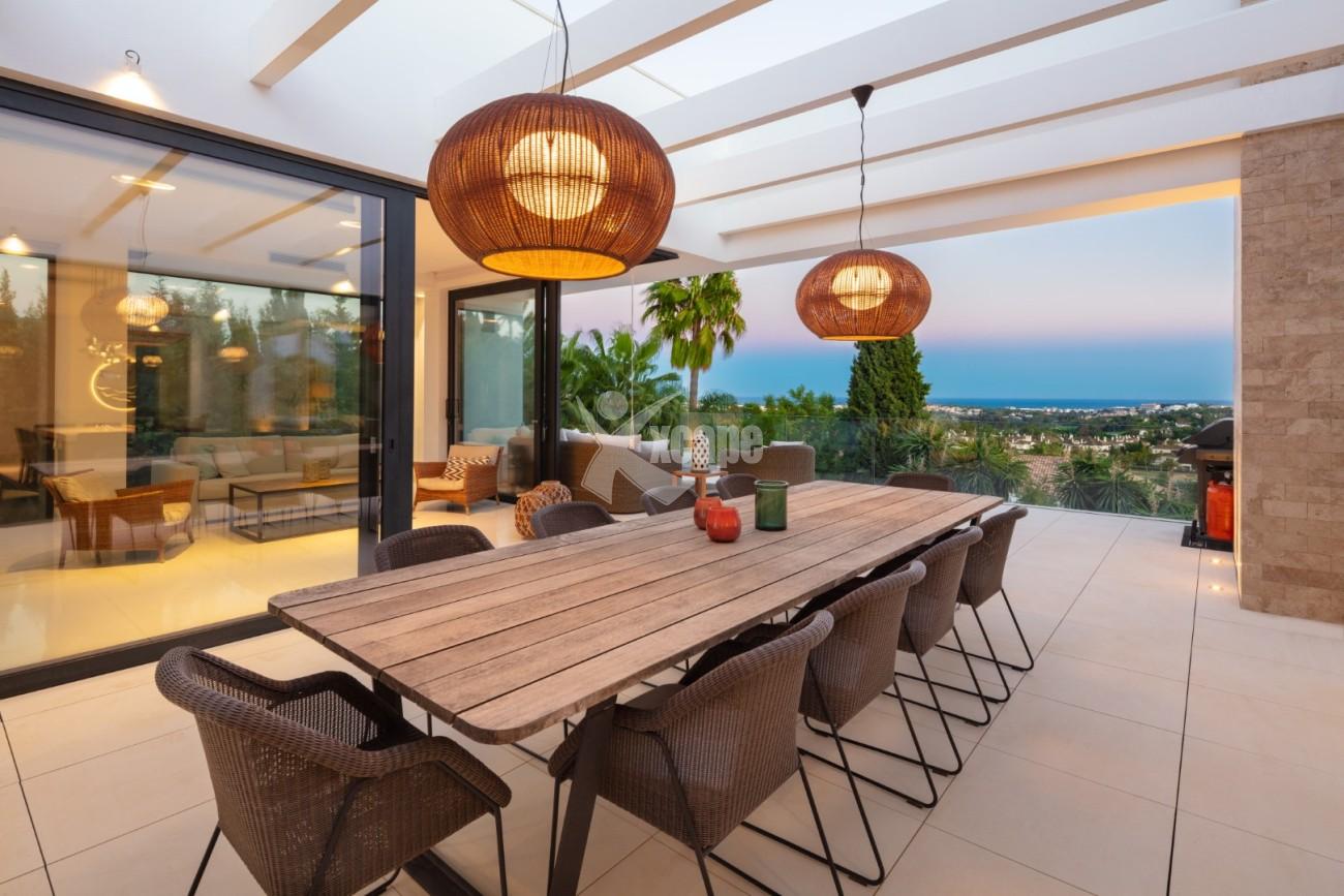 Contemporary Villa Panoramic Views Marbella (33) (Grande)
