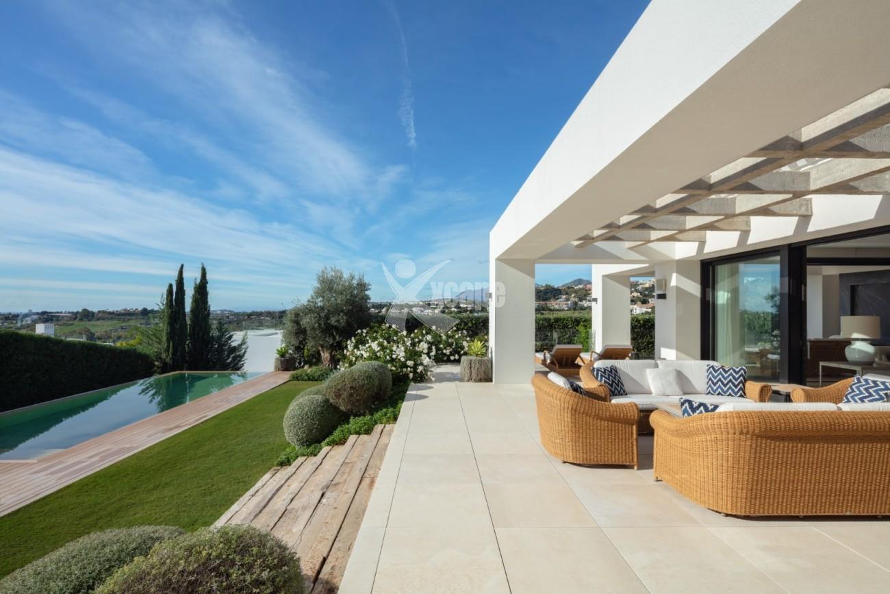 Modern Villa Ready Nueva Andalucia (15)