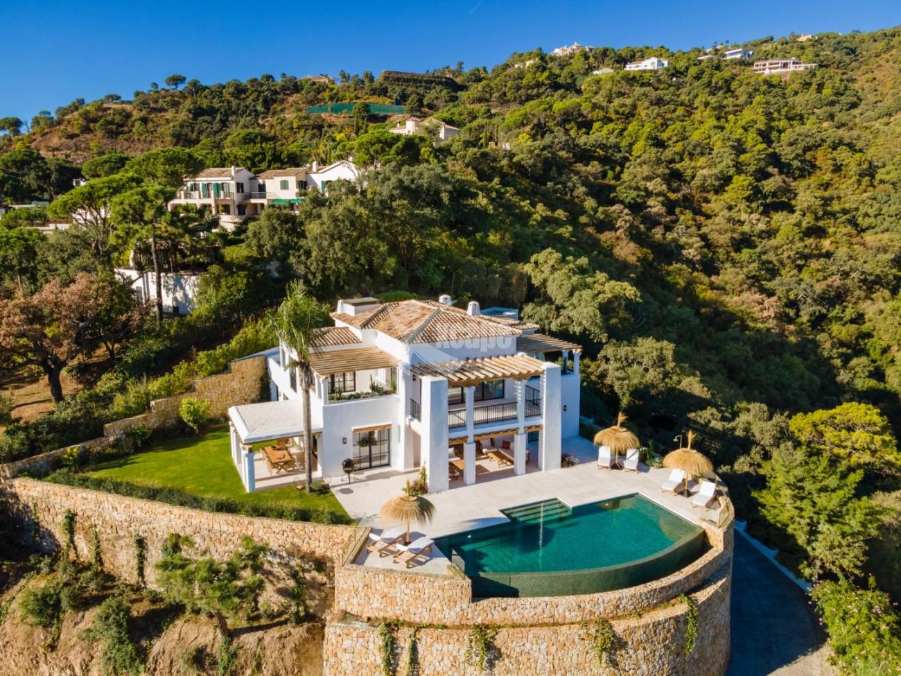 Ibiza Style Villa for sale Benahavis (2)