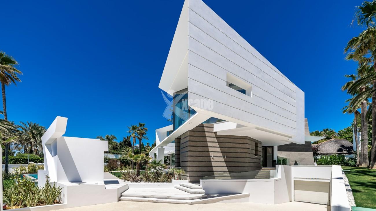 Beachside Modern Villa Marbella East (31)