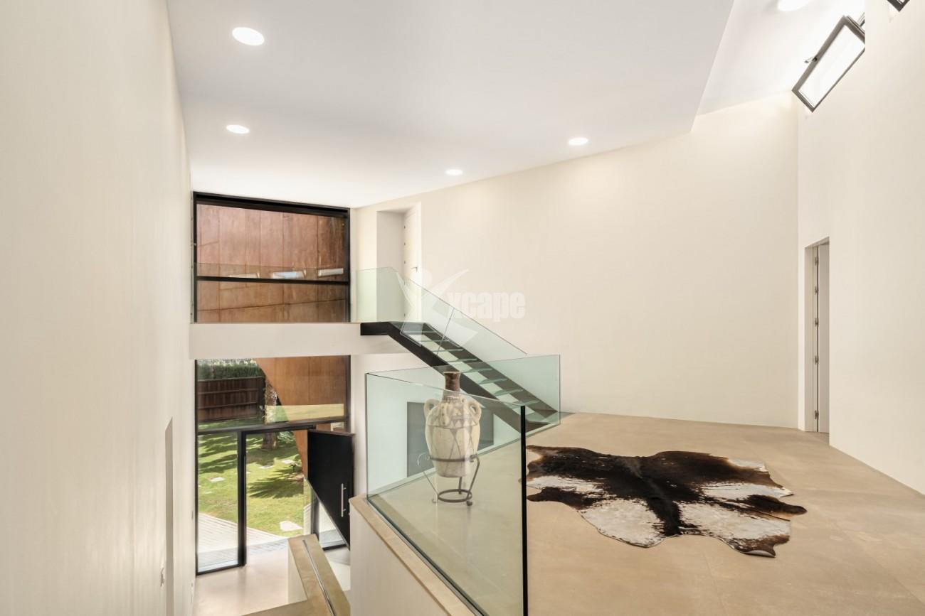 Luxury Modern Villa Benahavis (11)