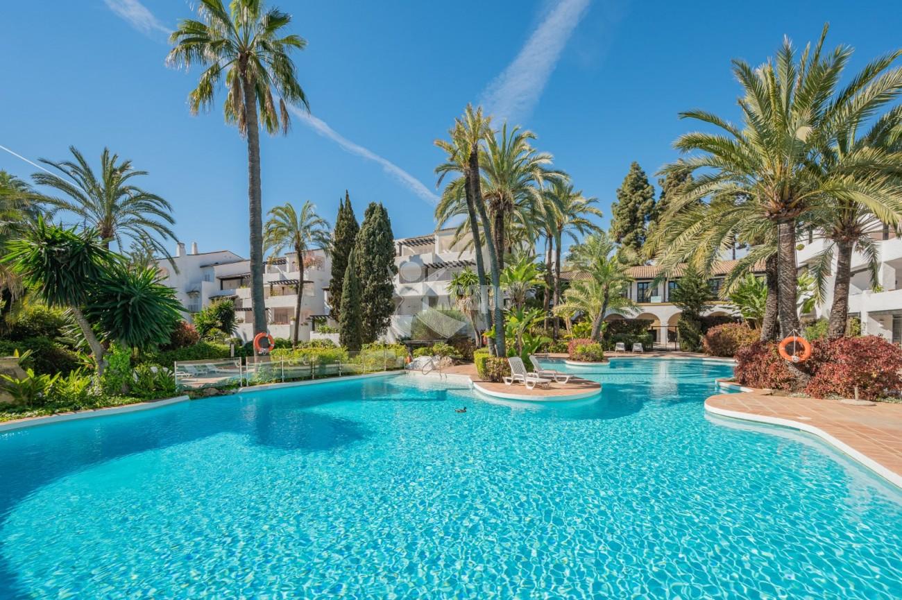 Beautiful Grounfloor Apartment Marbella Golden Mile