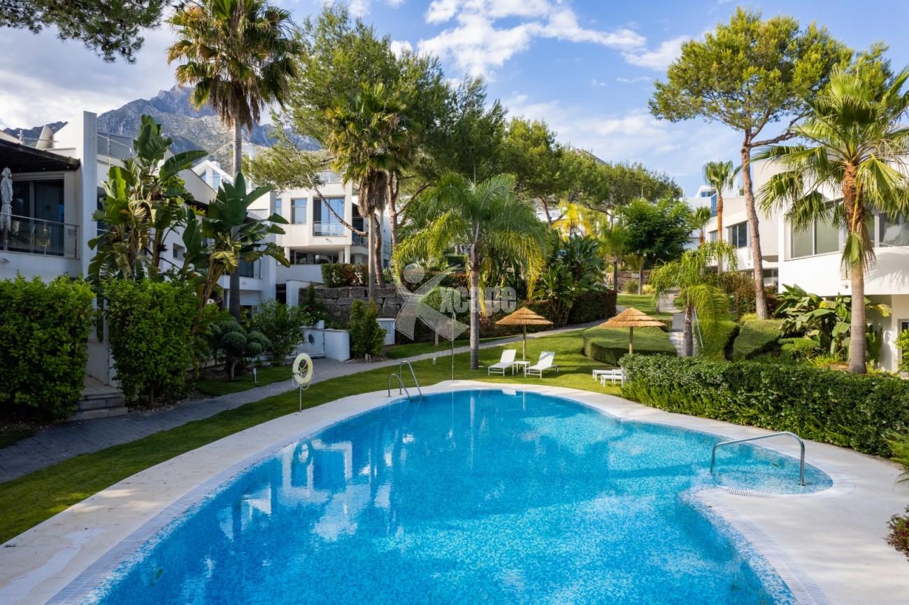 Luxury Townhouse Marbella Golden Mile (1)