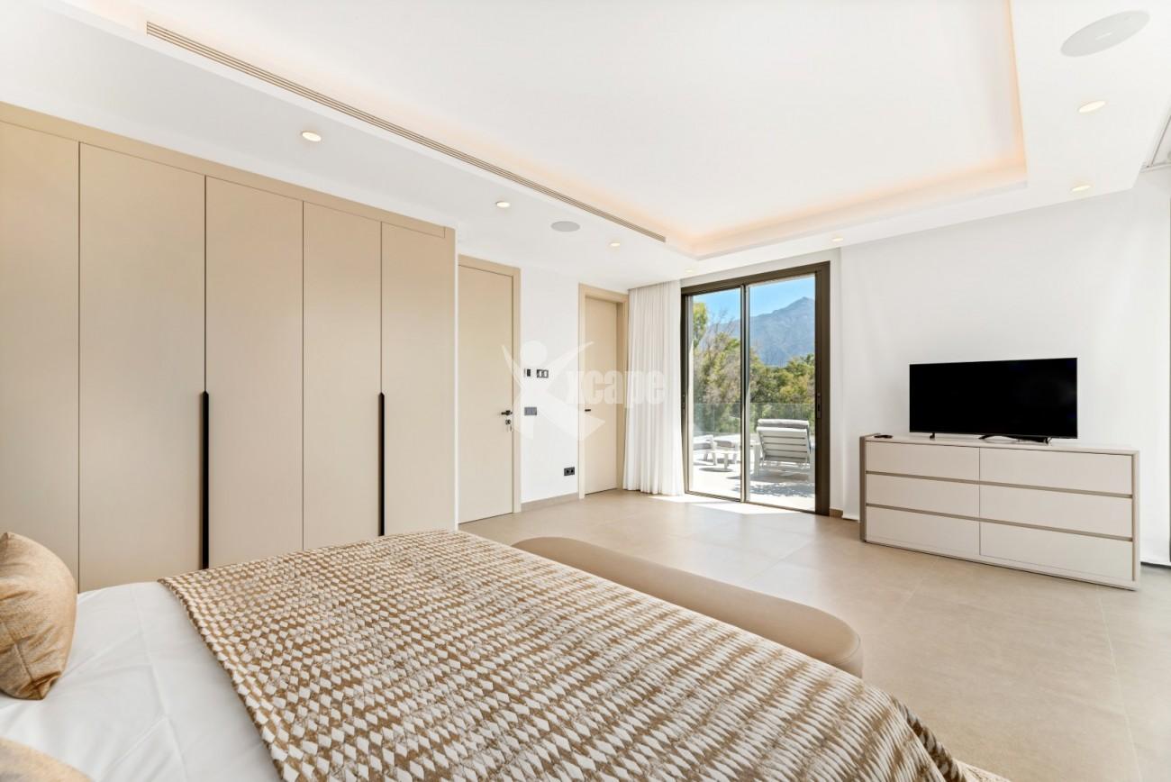New Modern Luxury Villa Nueva Andalucia (13)