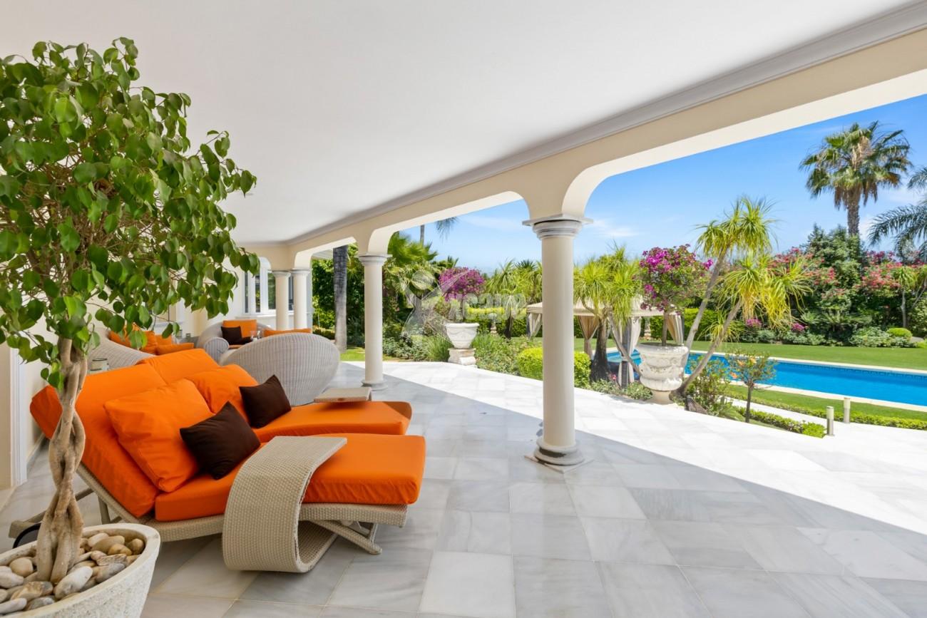 Elegant Villa Nueva Andalucia Marbella (52) (Grande)