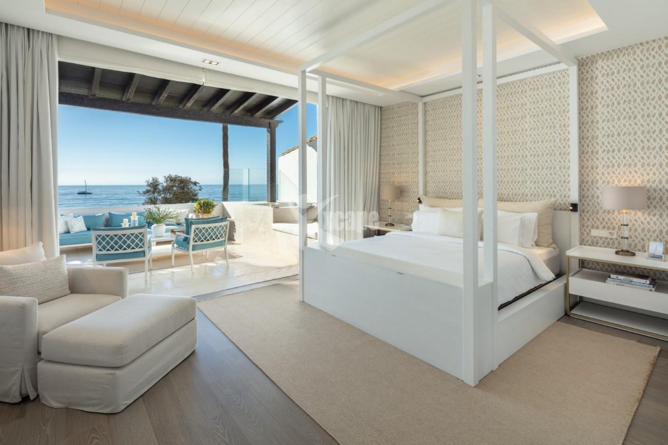 Beachfront Luxury Penthouse Marbella Golden Mile (10)