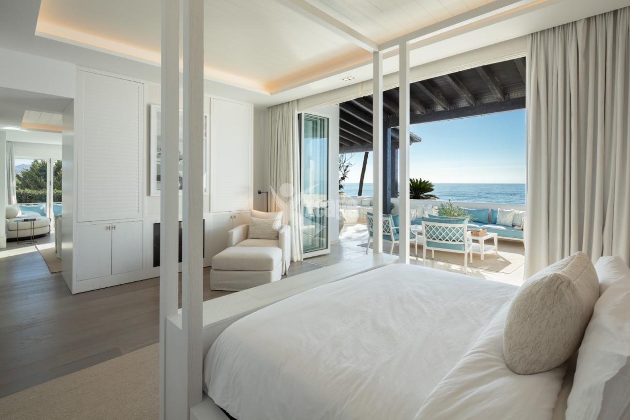 Beachfront Luxury Penthouse Marbella Golden Mile (12)