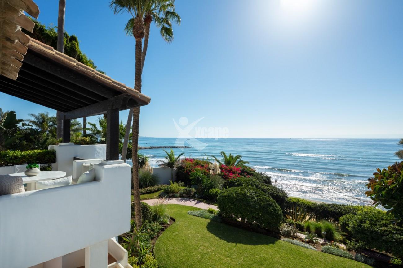 Beachfront Luxury Penthouse Marbella Golden Mile (25)