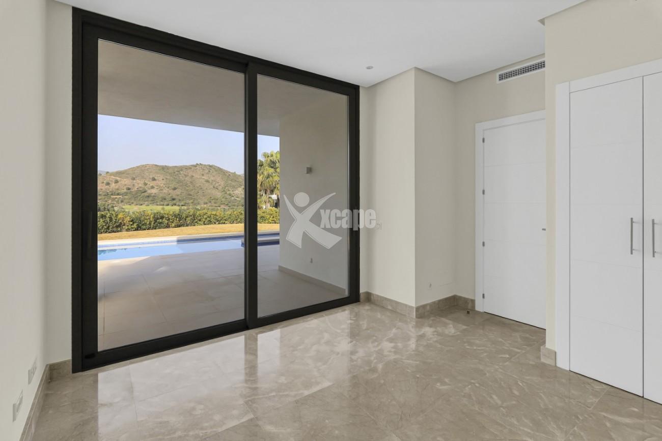 Luxury Modern Villa Benahavis (18)