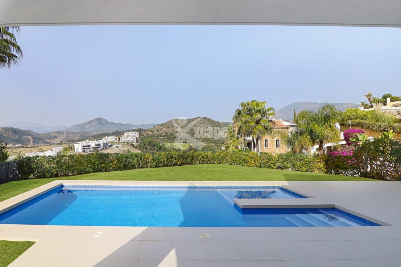 Luxury Modern Villa Benahavis (40)