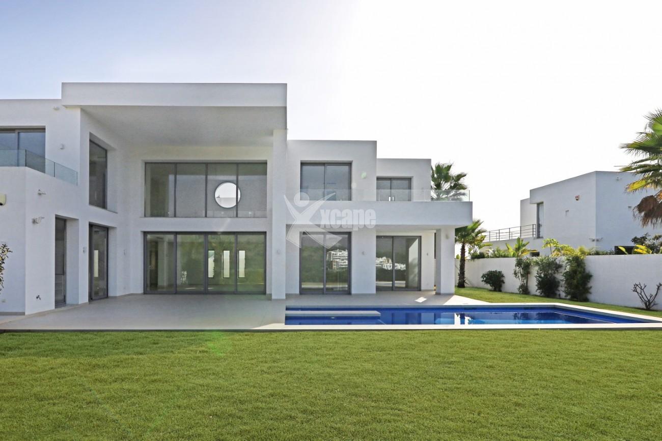 Luxury Modern Villa Benahavis (43)