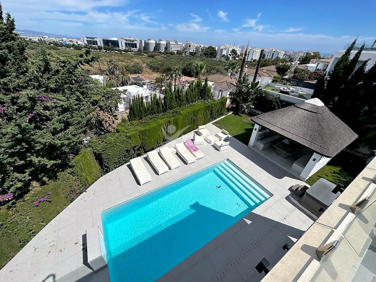 Modern Villa for sale Nueva Andalucia (26)