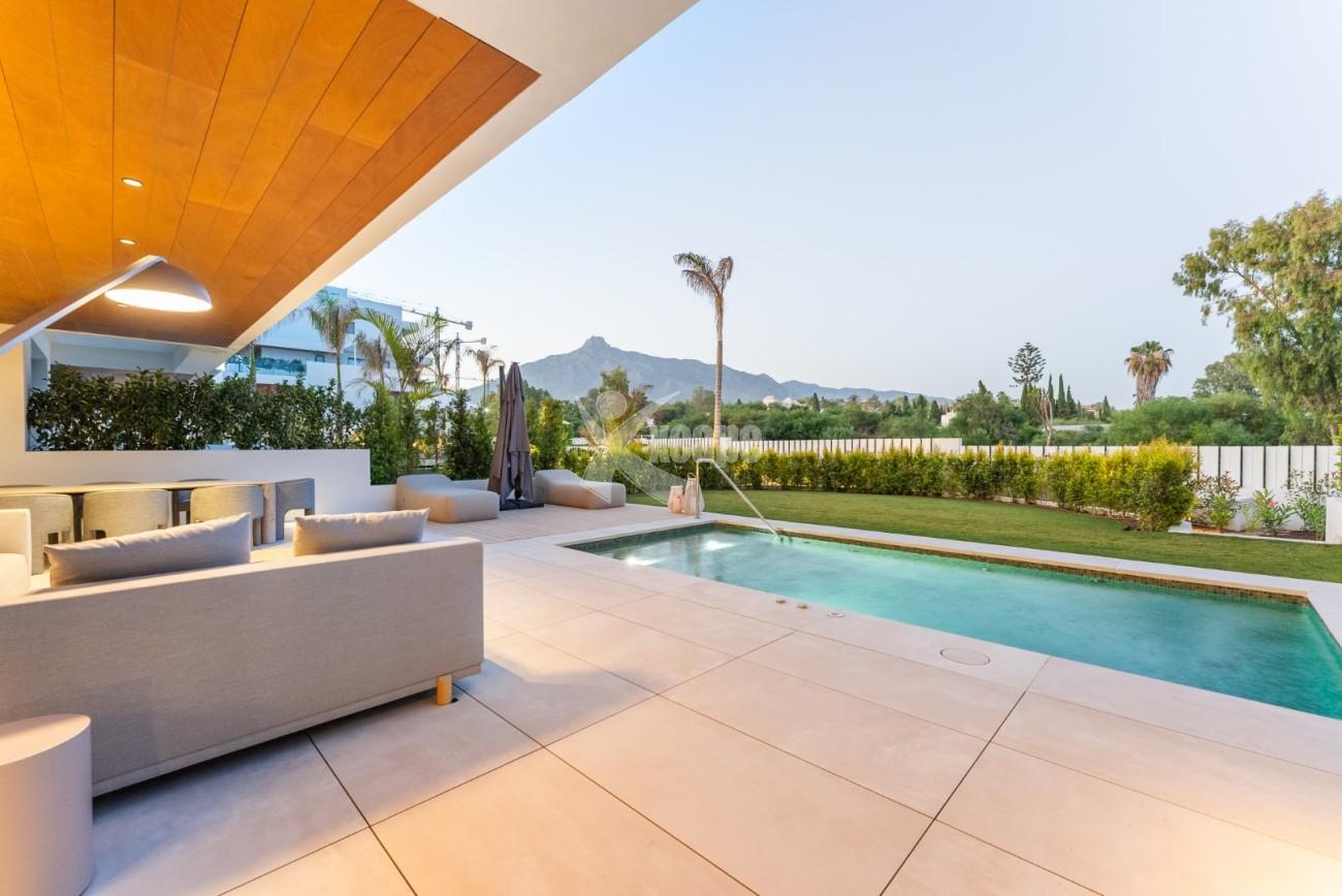 Beautiful Garden Apartment Marbella Golden Mile (139)