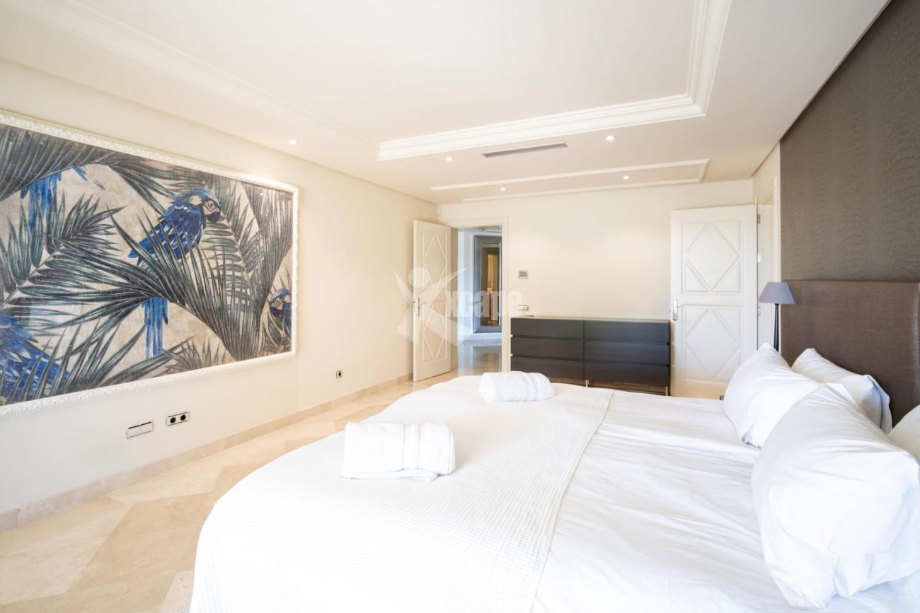 Beautiful Groundfloor Luxury Apartment Nueva Andalucia (14)