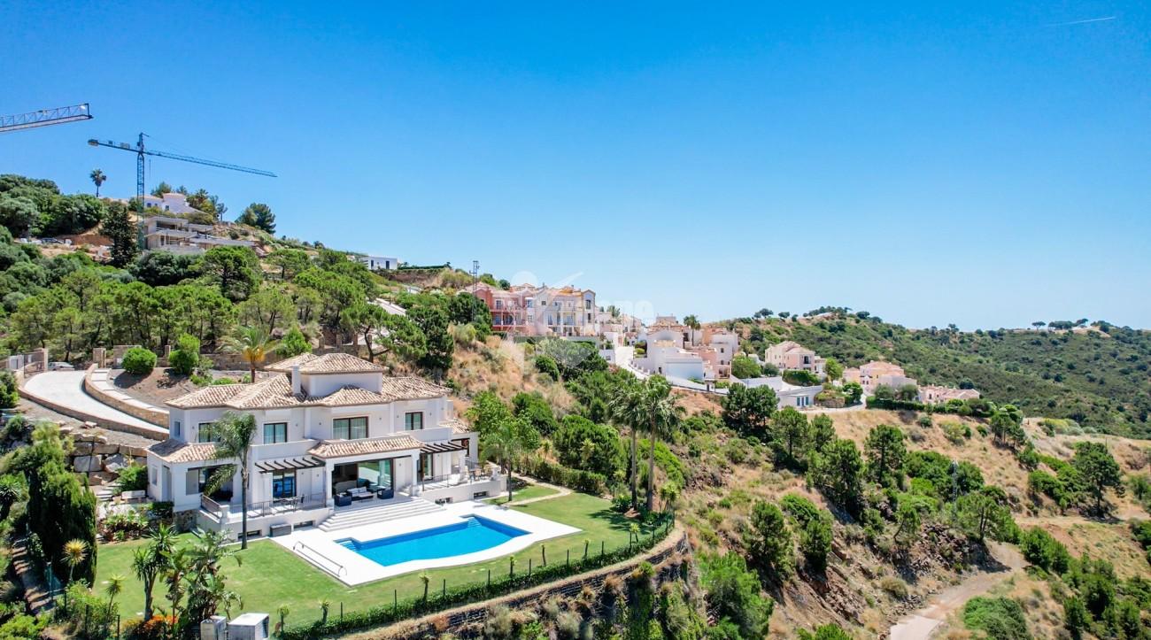Elegant Villa Benahavis Spain (34)