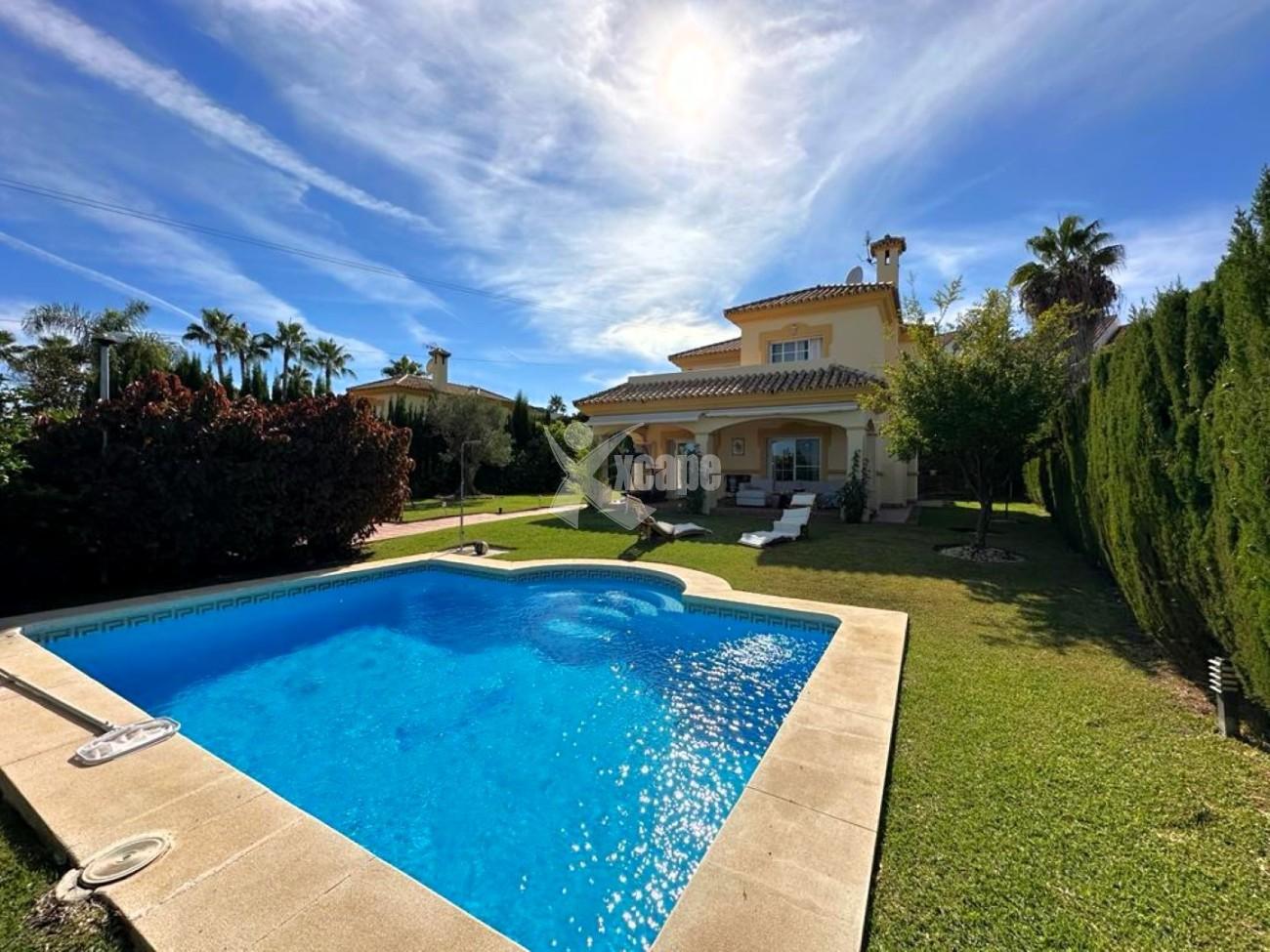Perfect Holiday Home for sale Estepona (3)